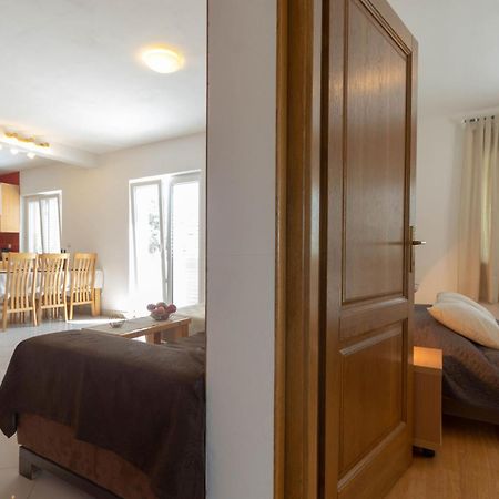 Apartments Valeria Zrnovo Dış mekan fotoğraf